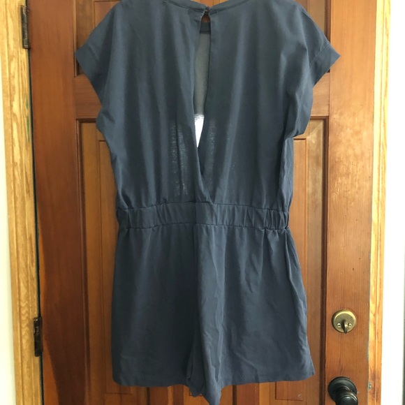 Romper - Picture 3 of 4